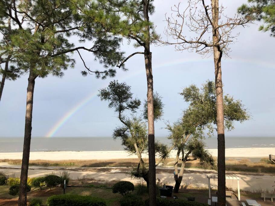 Peaceful Treetop Condo - 2Br/2Ba Hilton Head Island Exterior photo