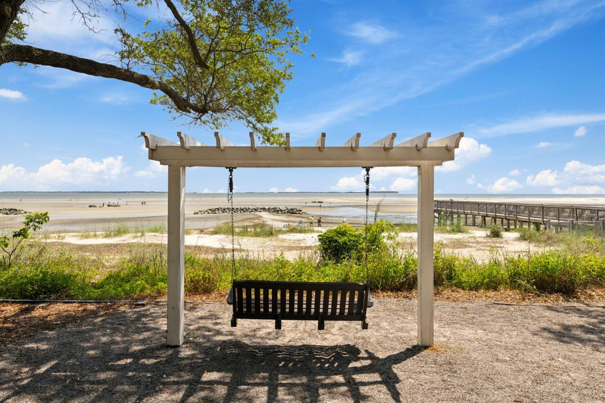 Peaceful Treetop Condo - 2Br/2Ba Hilton Head Island Exterior photo