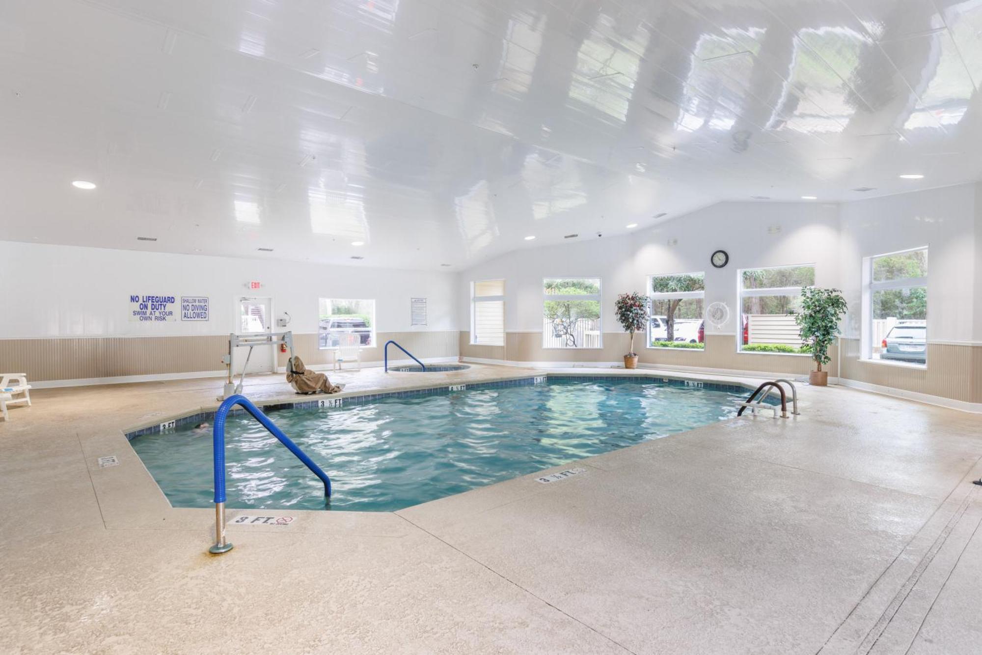 Peaceful Treetop Condo - 2Br/2Ba Hilton Head Island Exterior photo